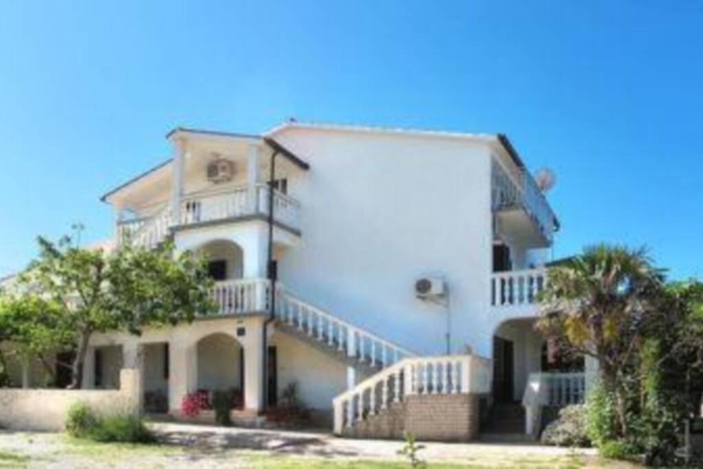 דירות מדולין House Nena מראה חיצוני תמונה